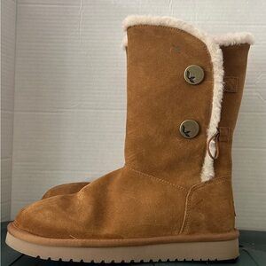 Koolaburra by UGG Brown Suede Boots with Fur Lining Women’s Size 8 EUC Like New